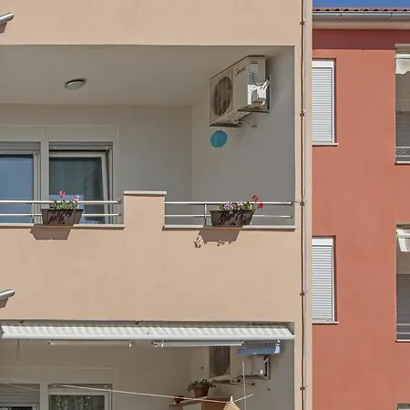 Kennedy Blue Apartment Peroj